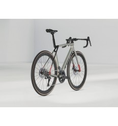 Bicicleta TREK Madone SL 7 Gen 8 2025